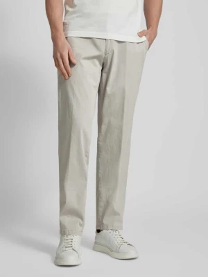 Chinosy o kroju regular fit z kieszeniami z wypustką model ‘JOE’ Eurex By Brax