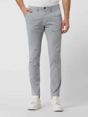 Chinosy o kroju slim fit z dodatkiem streczu model ‘Jorck’ BALDESSARINI