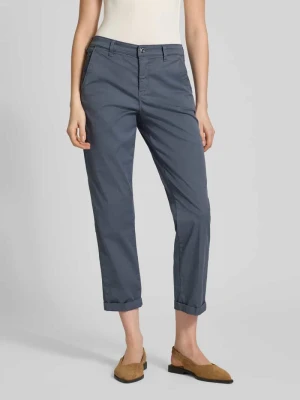 Chinosy o kroju straight fit w skróconym kroju MAC