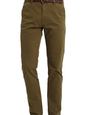Chinosy Scotch & Soda