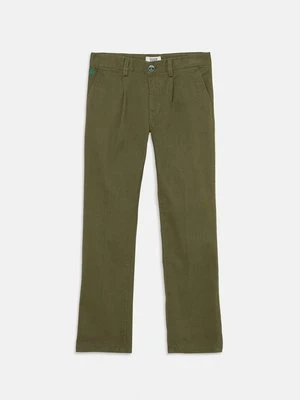 Chinosy Scotch & Soda