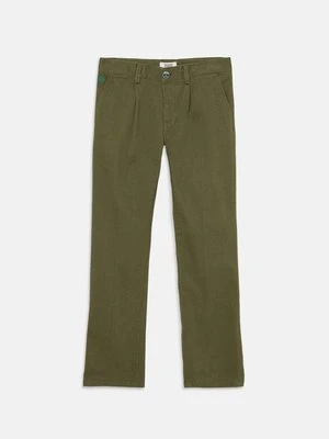 Chinosy Scotch & Soda