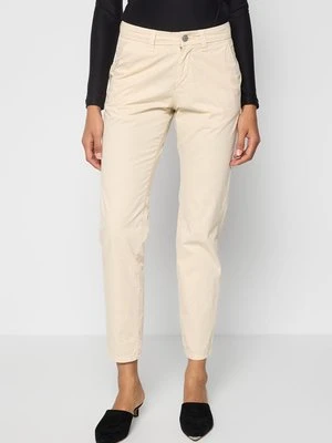 Chinosy Selected Femme