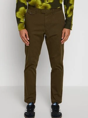 Chinosy Ted Baker