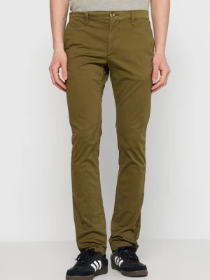 Chinosy Timberland oliwkowy