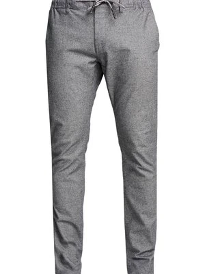 Chinosy Tom Tailor