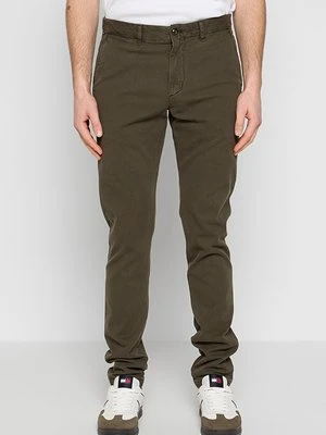 Chinosy Tommy Hilfiger