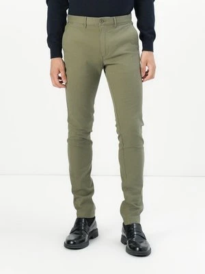 Chinosy Tommy Hilfiger