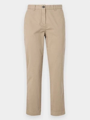 Chinosy Tommy Hilfiger