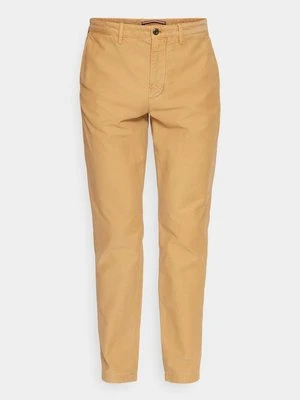 Chinosy Tommy Hilfiger