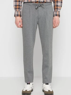 Chinosy Tommy Hilfiger