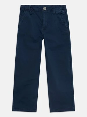 Chinosy Tommy Hilfiger