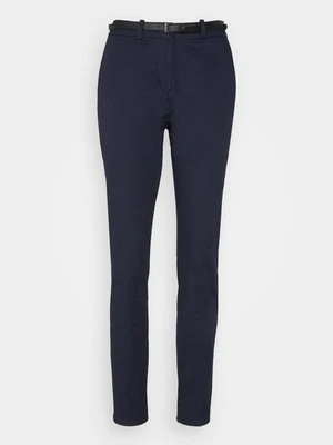 Chinosy Vero Moda