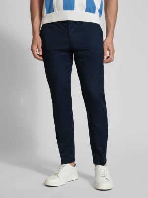 Chinosy w kant model ‘AJEND’ drykorn