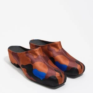 Chodaki satyna print moro BIMBA Y LOLA