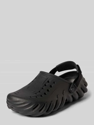 Chodaki z regulowaną długością pasek model 'Echo' Crocs