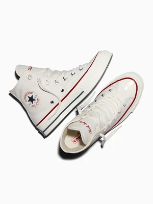 Chuck 70 Valentine's Day Converse