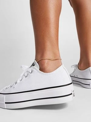 Chuck Taylor All Star Platform Canvas Converse