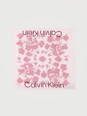 Chusta Calvin Klein jasnoróżowy