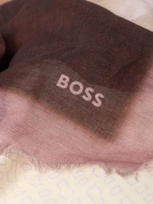 Chusta z mieszanki lnu i bawełny model 'JINNAH' Boss
