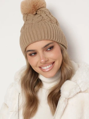 Ciemnobeżowa Czapka Typu Beanie Ozdobiona Pomponem Alirra Beżowy