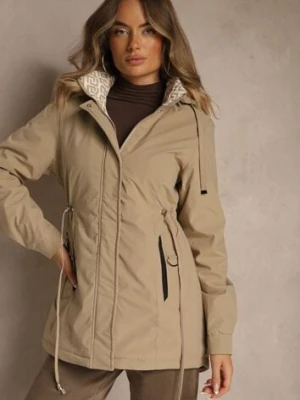 Ciemnobeżowa Kurtka Parka z Kapturem w Oryginalny Wzór Wewnątrz Tiosara j.style