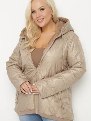 Ciemnobeżowa Kurtka Pikowana o Pudełkowym Kroju z Kapturem Nusolea swest