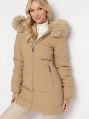 Ciemnobeżowa Kurtka w Geometryczne Pikowanie z Kapturem i Futerkiem Bellinae j.style