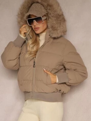 Ciemnobeżowa Kurtka z Pikowaniem i Szerokimi Ściągaczami Zdobiona Futrem przy Kapturze Inilora swest