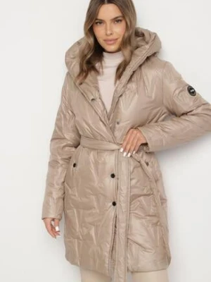 Ciemnobeżowa Kurtka z Pikowanymi Przeszyciami Kapturem i Wiązanym Paskiem Erlexie swest