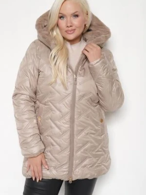 Ciemnobeżowa Pikowana Kurtka z Kapturem Ocieplana Futerkiem Lealinea swest
