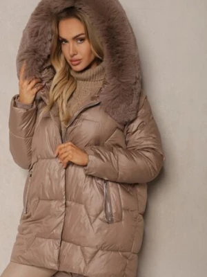 Ciemnobeżowa Pudełkowa Kurtka Pikowana Ozdobiona Odpinanym Futerkiem i Suwakiem Hedizelle