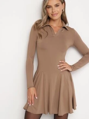 Ciemnobeżowa Rozkloszowana Sukienka z Wiskozą Ozdobiona Kołnierzykiem Mirettia lovery