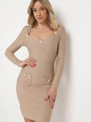 Ciemnobeżowa Sukienka Dopasowana z Perłami i Długim Rękawem Juhisa elsa.m by may