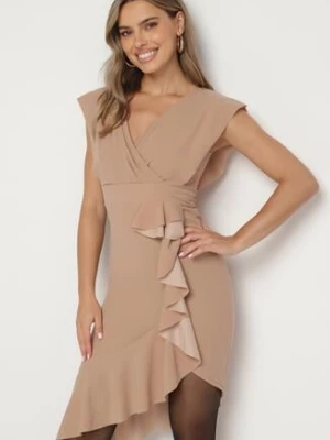 Ciemnobeżowa Sukienka o Kopertowym Kroju z Falbankami i Trójkątnym Dekoltem Tanilla