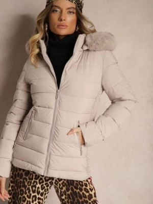 Ciemnobeżowa Taliowana Kurtka z Pikowanymi Przeszyciami z Kapturem z Futerkiem Loretina swest