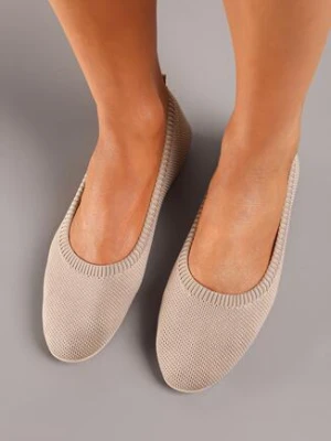 Ciemnobeżowe Balerinki z Elastyczną Cholewką Lililena