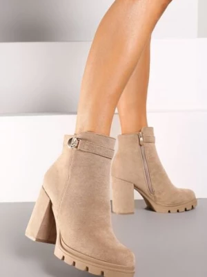Ciemnobeżowe Botki Sztyblety na Słupku Ozdobione Metaliczną Wstawką Naviraena