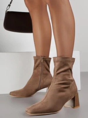 Ciemnobeżowe Botki Vices na Stożkowym Obcasie z Kwadratowym Noskiem Aziste