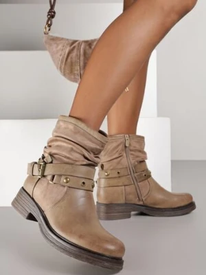 Ciemnobeżowe Botki w Stylu Biker z Marszczoną Cholewką i Klamrami Claride super mode