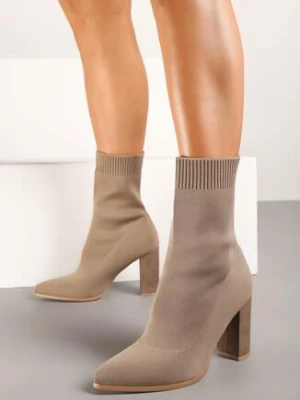 Ciemnobeżowe Botki z Elastyczną Cholewką Argastis