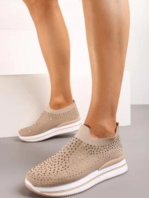 Ciemnobeżowe Buty Sportowe Typu Slip-On na Płaskiej Podeszwie z Ozdobnymi Cyrkoniami Sintellia