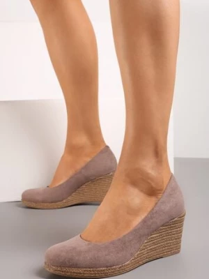 Zdjęcie produktu Ciemnobeżowe Czółenka Vices na Koturnie z Błyszczącej Plecionki ze Skórzaną Wkładką Utruste