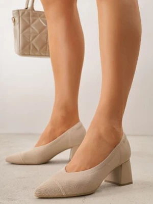 Ciemnobeżowe Czółenka VICES na Geometrycznym Słupku Daphilane