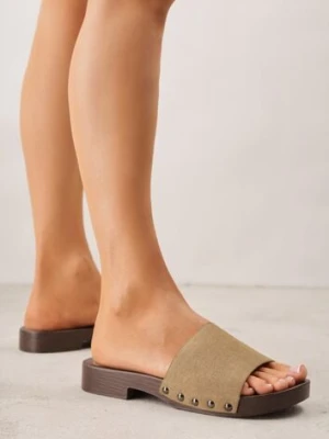 Ciemnobeżowe Klapki z Nitami po Bokach Xerxathan