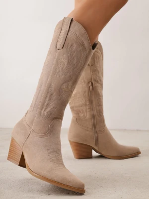 Ciemnobeżowe Kozaki Kowbojki na Stożku z Imitacji Zamszu Zdobione Haftem Abriana Romanciaga Beżowy