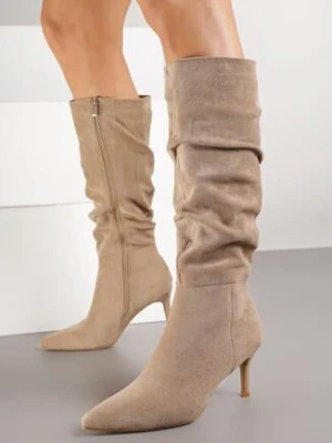 Ciemnobeżowe Kozaki z Imitacji Zamszu na Szpilce z Marszczoną Cholewką Rilareia ideal