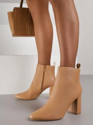 Ciemnobeżowe Minimalistyczne Botki na Słupku z Noskiem w Szpic Keloma vices