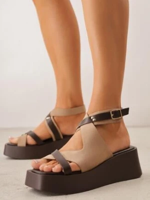 Ciemnobeżowe Sandały na Koturnie i Platformie Ozdobione Nitami i Wycięciami Merennea ideal