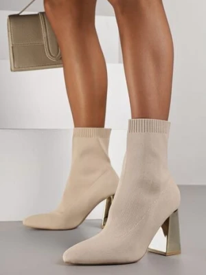 Ciemnobeżowe Skarpetkowe Botki VICES na Słupku w Eleganckim Stylu Rarana